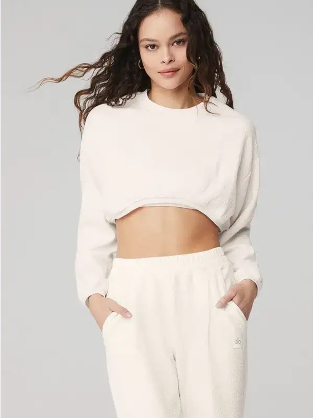 Alo Yoga Cropped Tailored Crew Neck Sweatshirt- Size Large